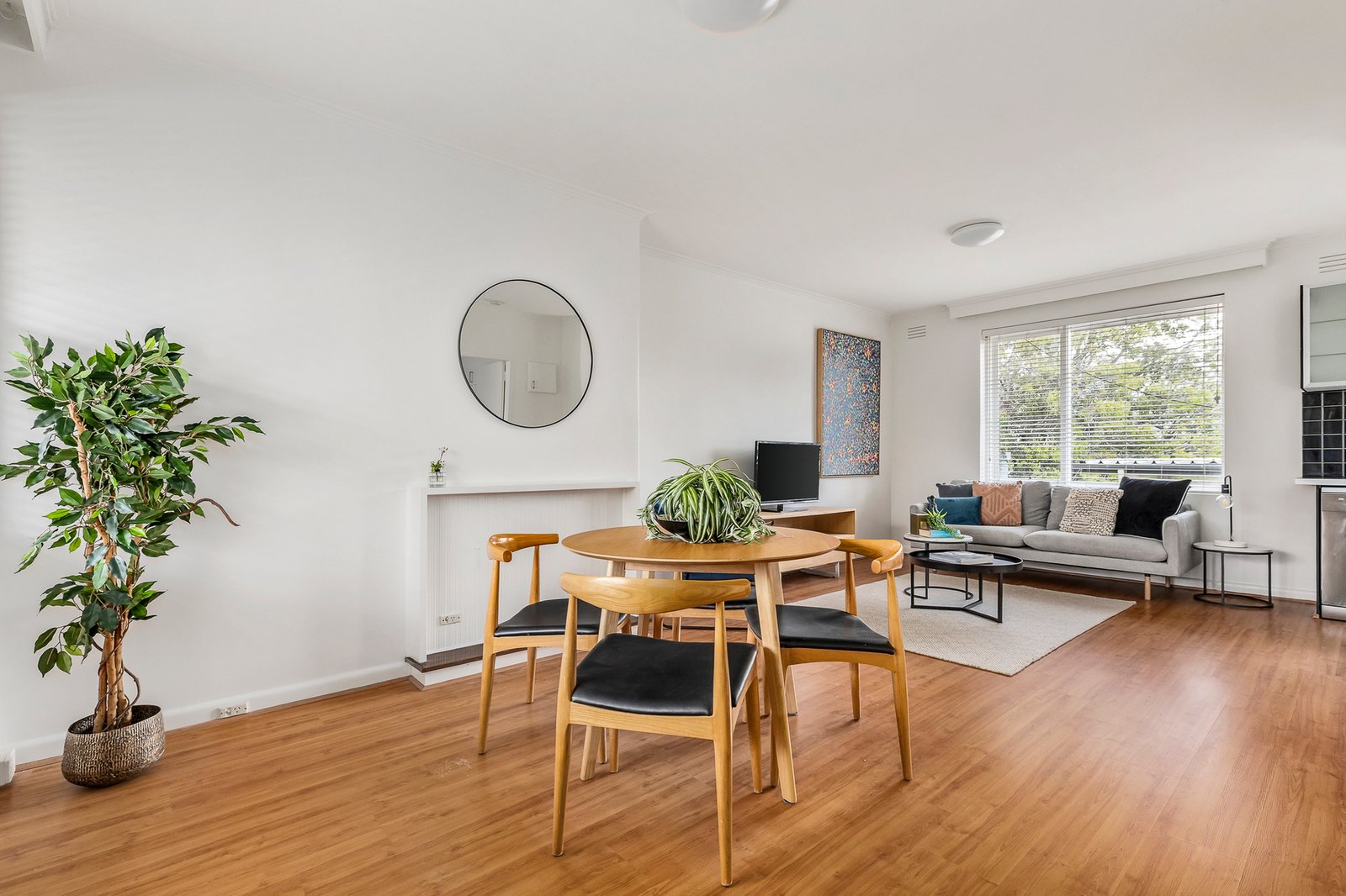 27/563 Glenferrie Road
