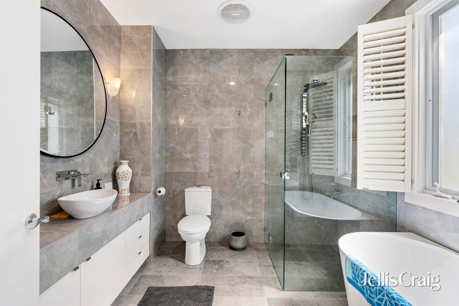 2/757 Malvern Road, Toorak image 7