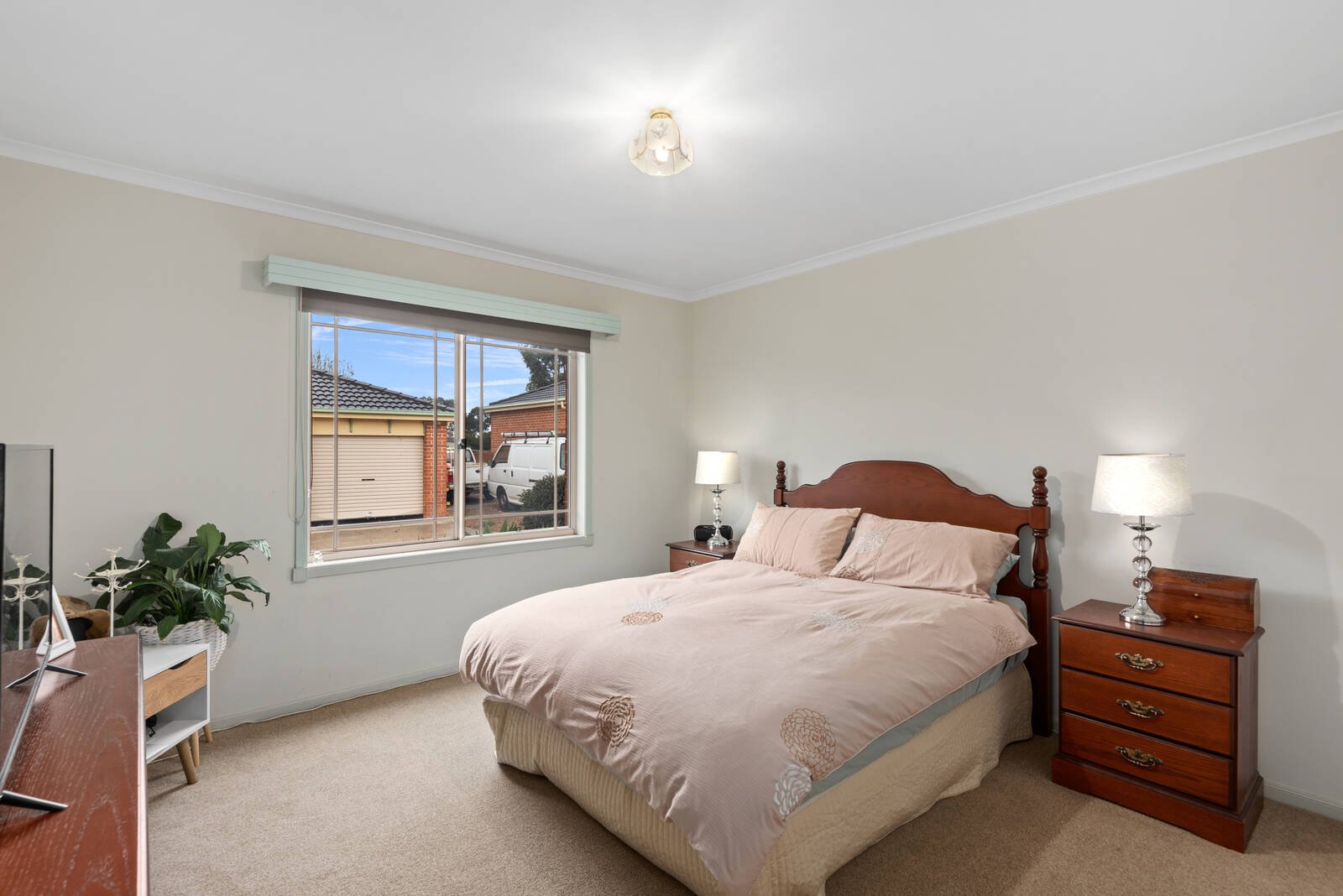 Property Gallery Thumbnail 7