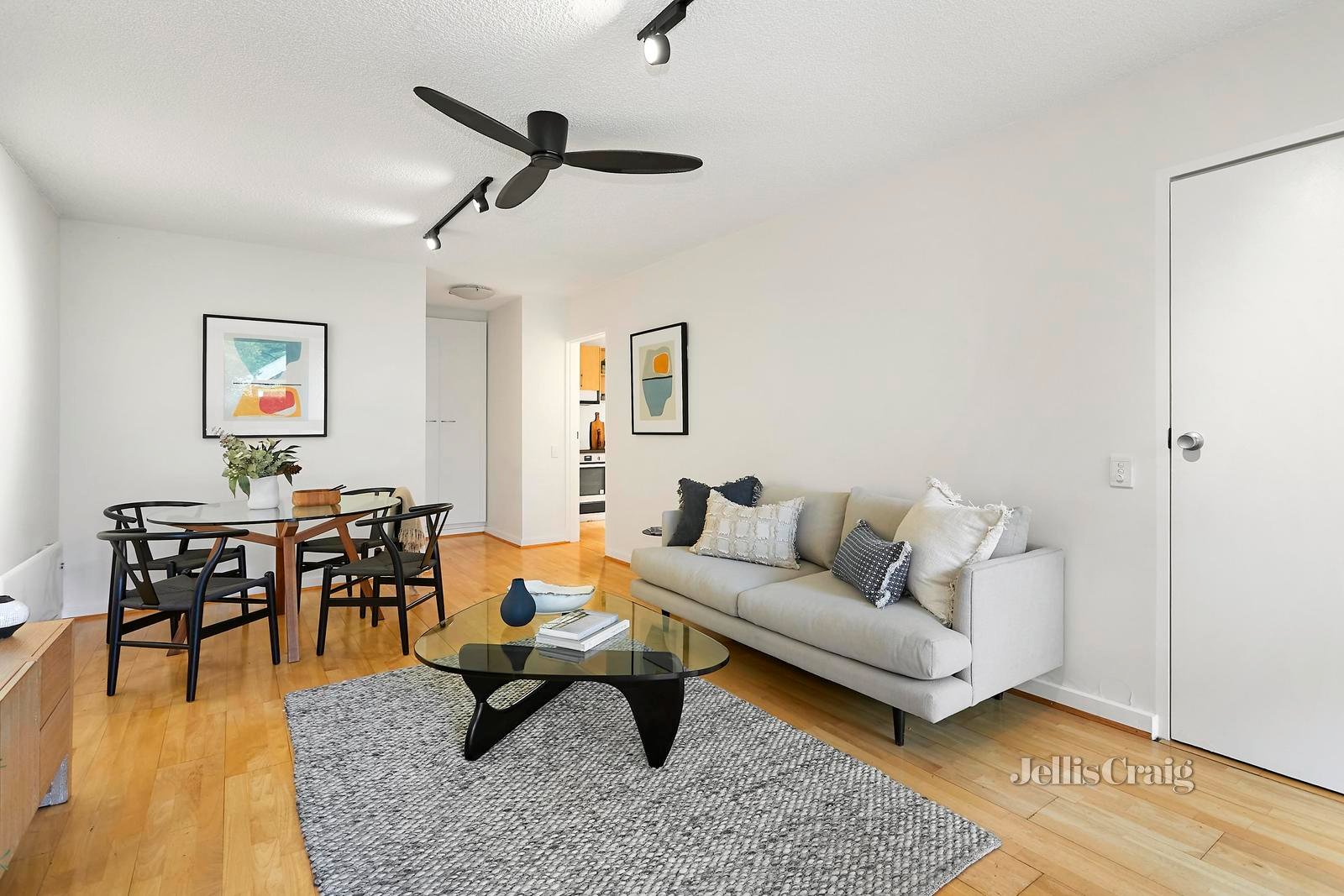 2/76 Haines Street, North Melbourne image 2