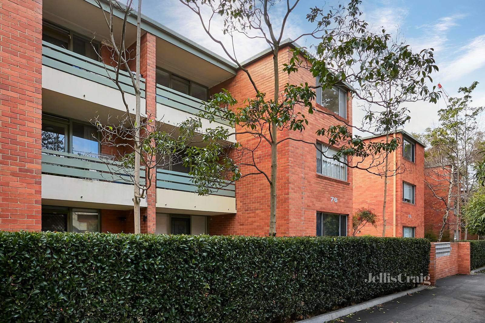 2/76 Haines Street, North Melbourne image 8
