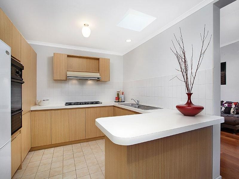 2/76 McKean Street, Box Hill North image 4
