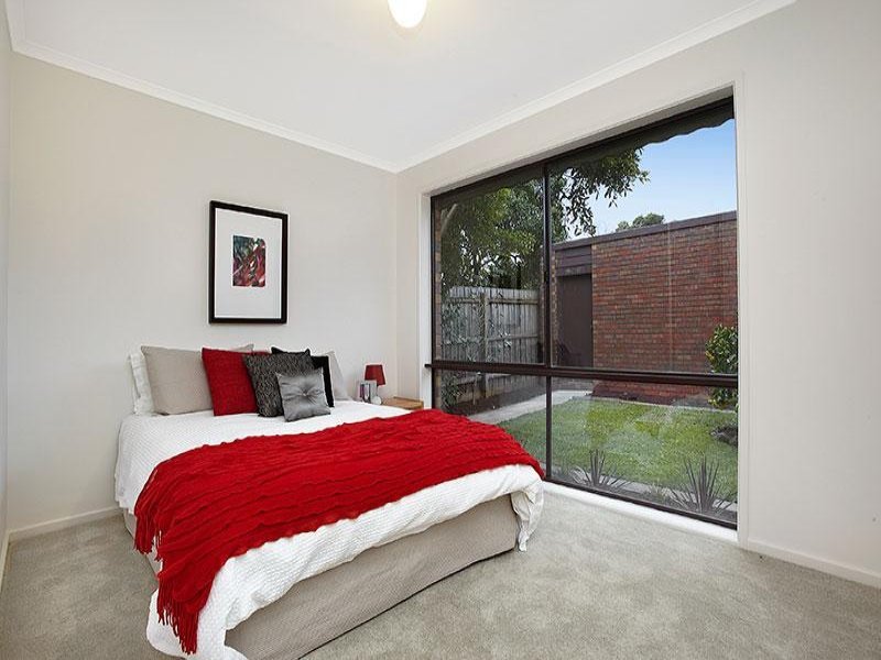 2/76 McKean Street, Box Hill North image 8
