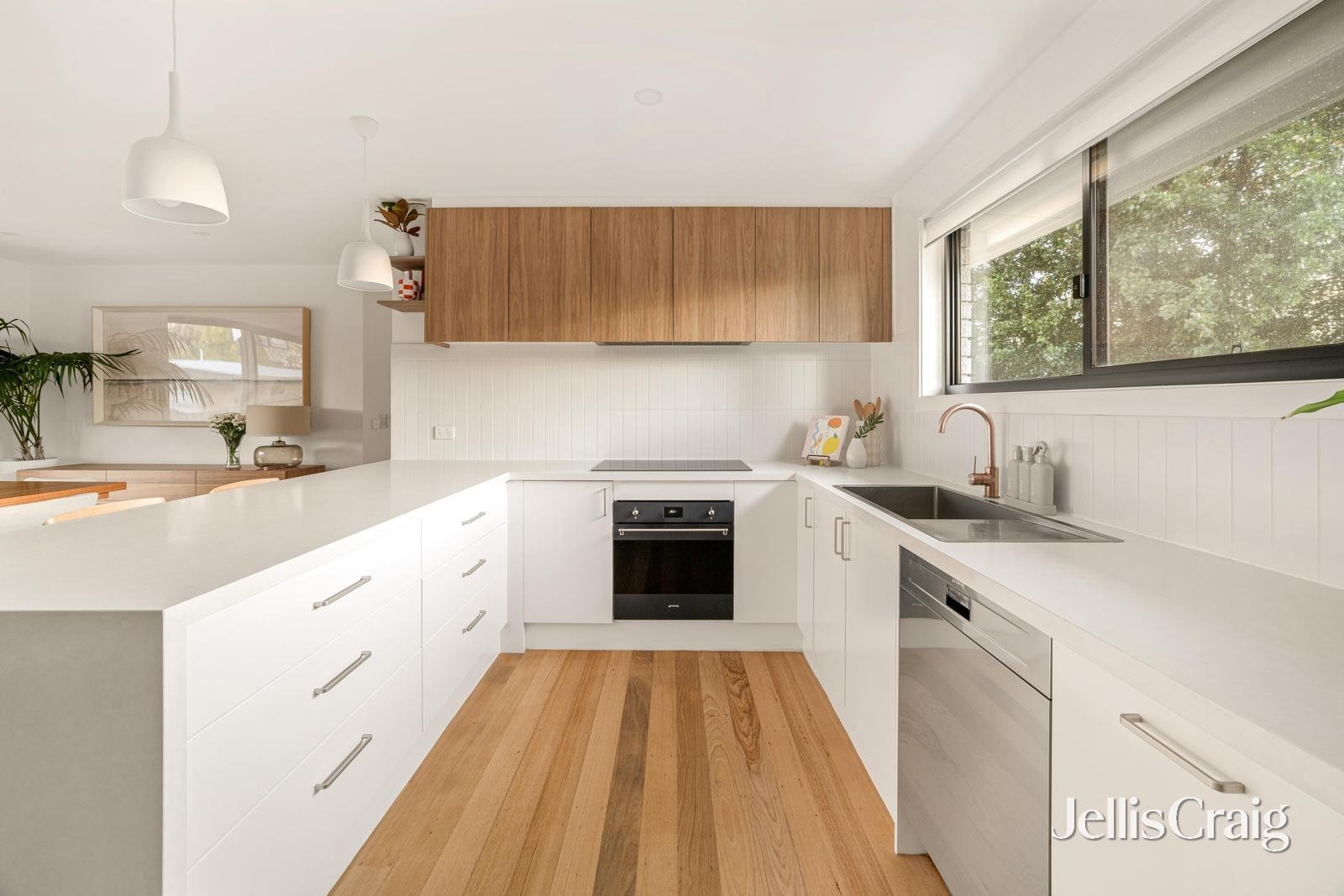 2/76 Northcliffe Road, Edithvale image 5