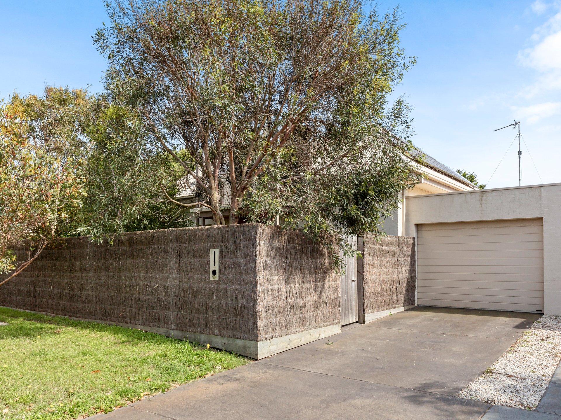 Property Gallery Thumbnail 2