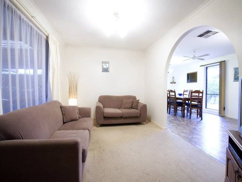 276 Victoria Street, Altona Meadows image 2