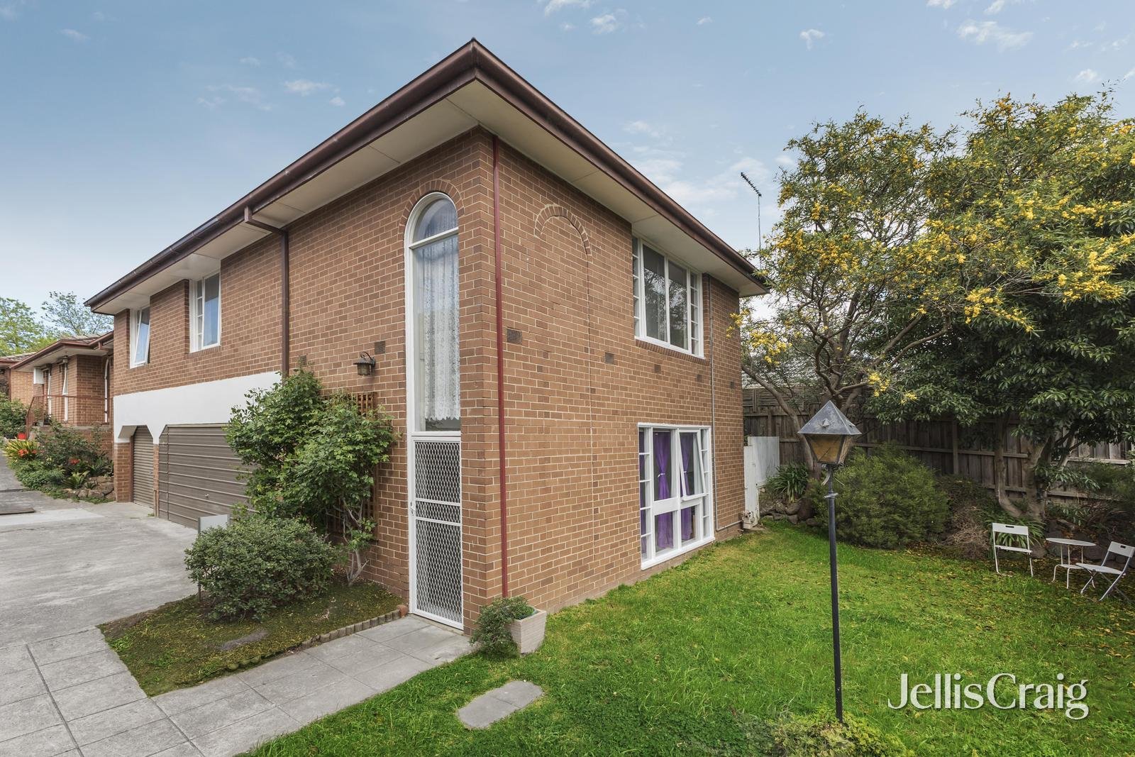 2/762 Whitehorse Road, Mont Albert image 1