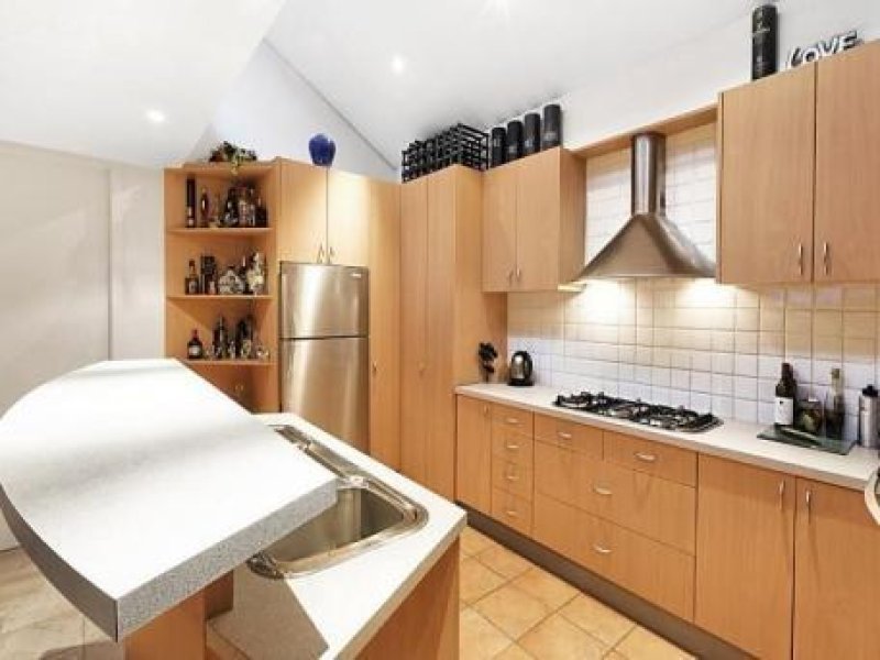 Property Gallery Thumbnail 3