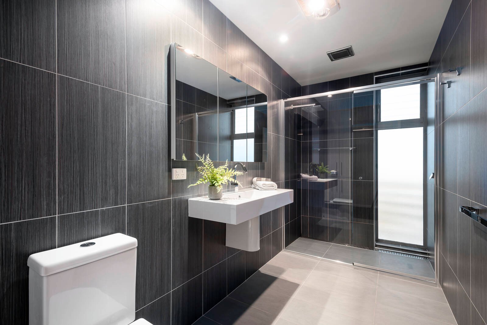 Property Gallery Thumbnail 12