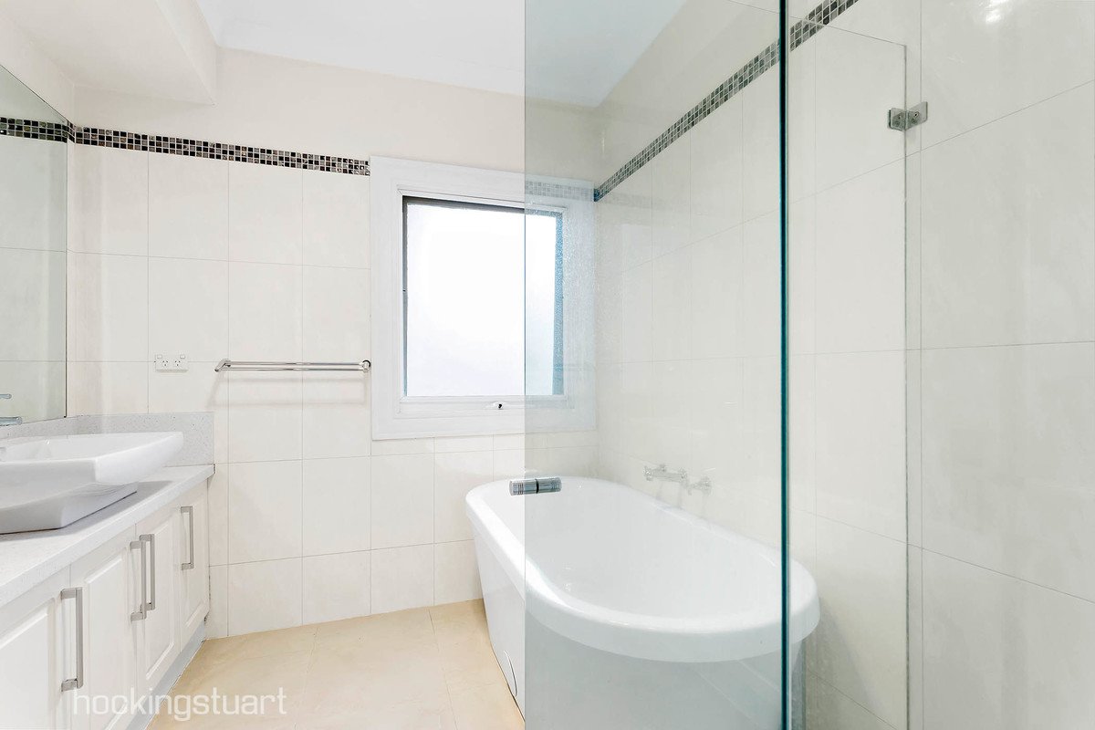 2/77 Aylmer Street, Balwyn North image 8