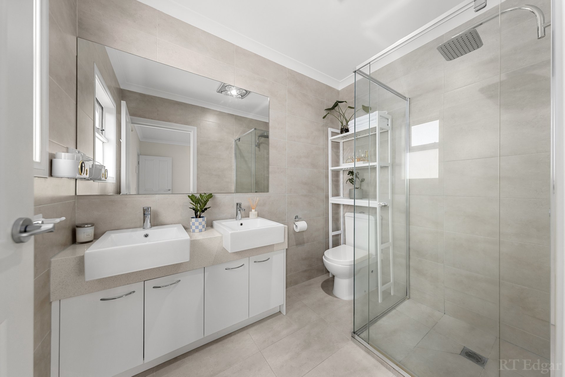 Property Gallery Thumbnail 14