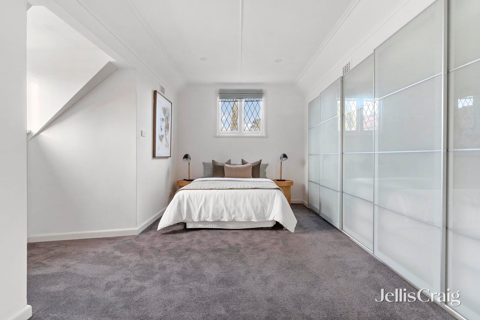 277 Napier Street, Strathmore image 7