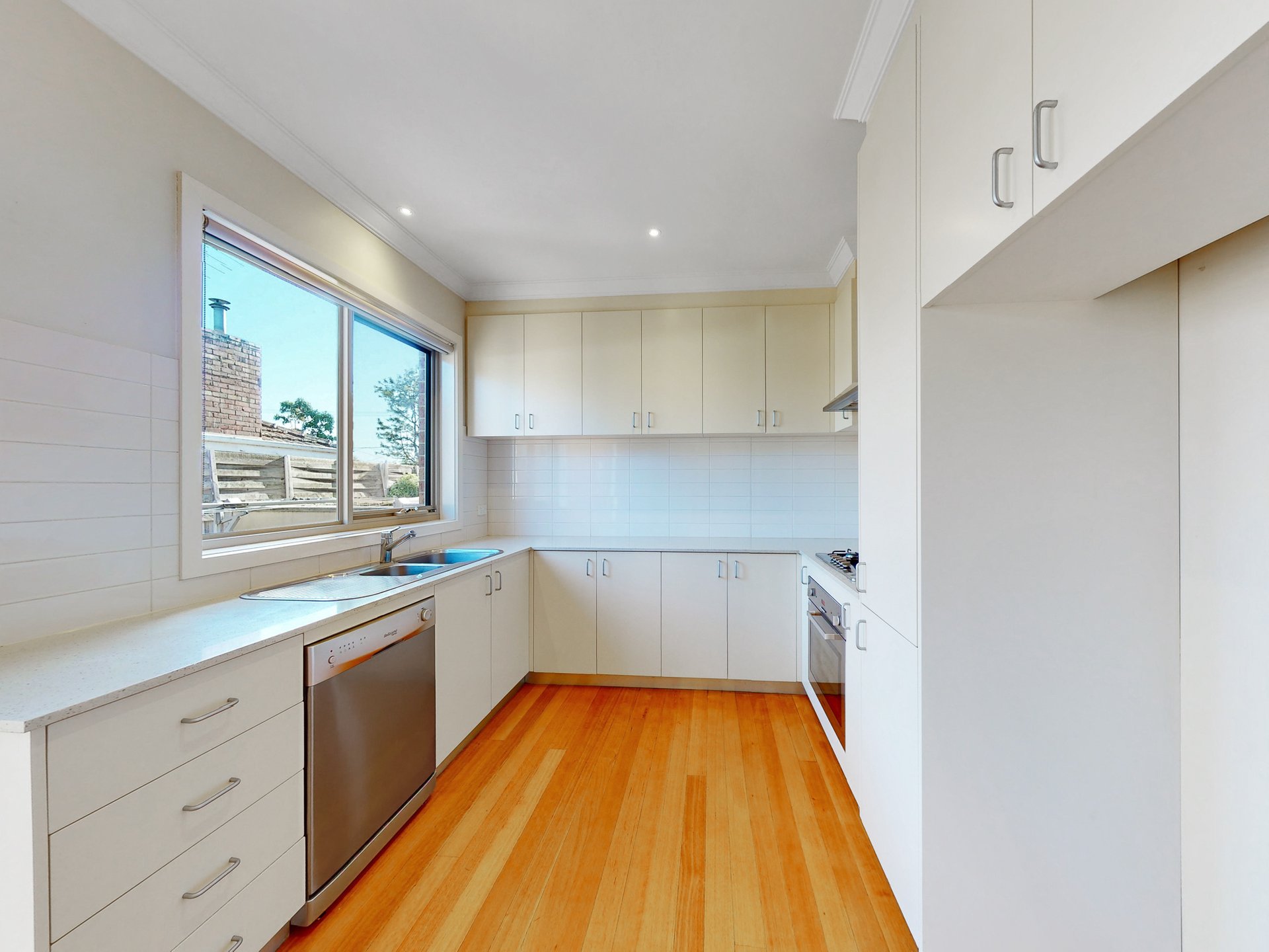 2/77 Shannon Street, Box&nbsp;Hill&nbsp;North image 3