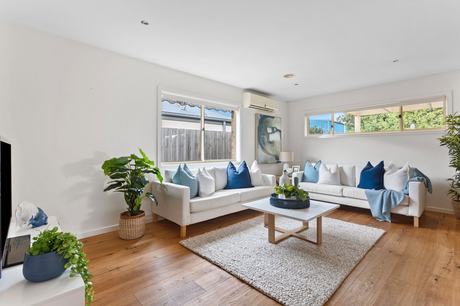 Property Gallery Thumbnail 3