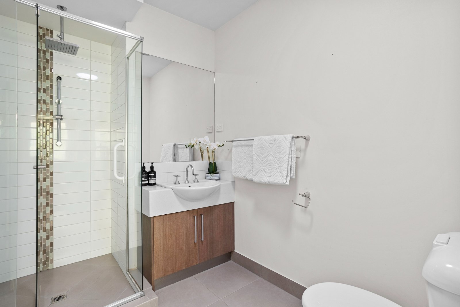 Property Gallery Thumbnail 7