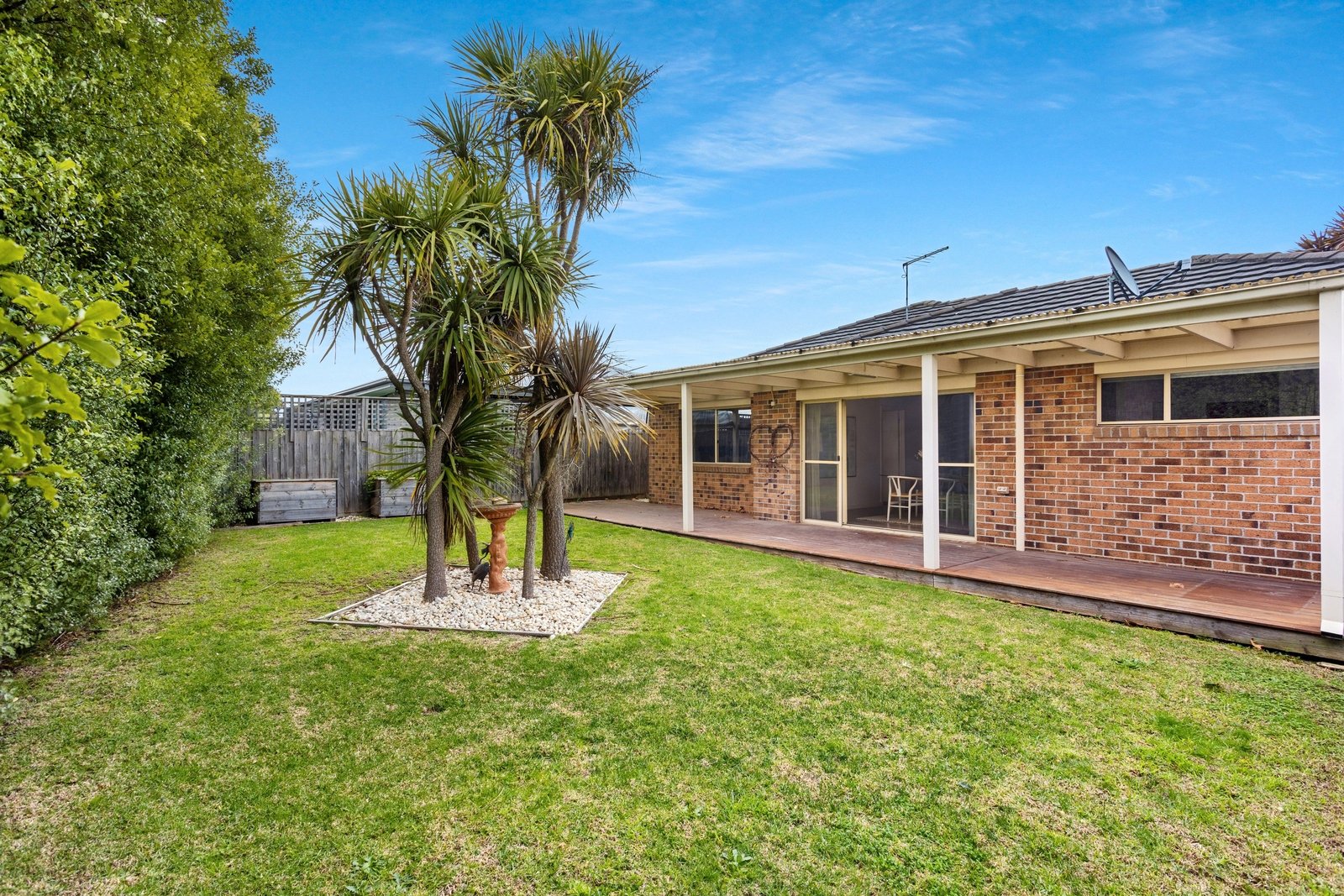 Property Gallery Thumbnail 9