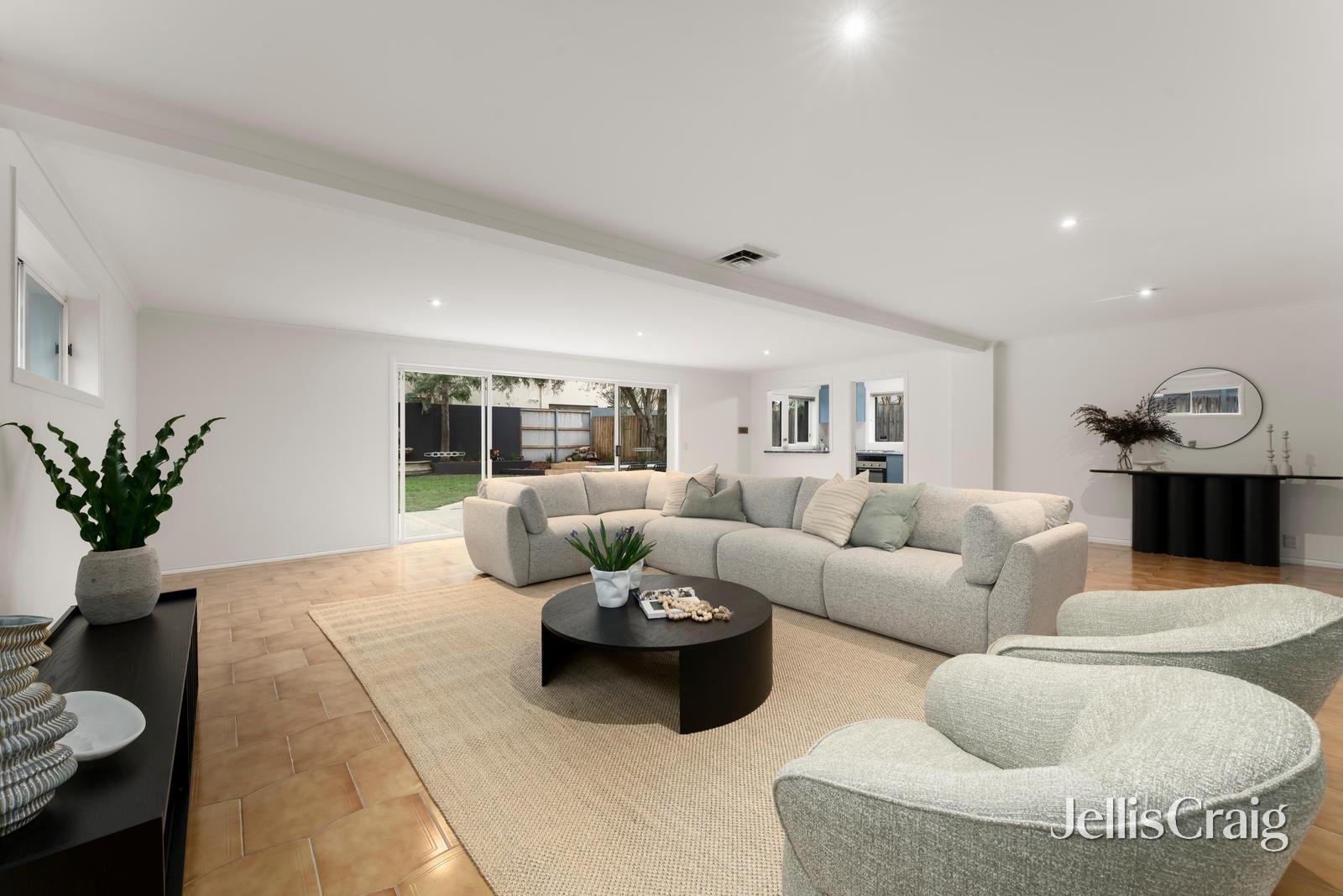 278 Beach Road, Black Rock image 5