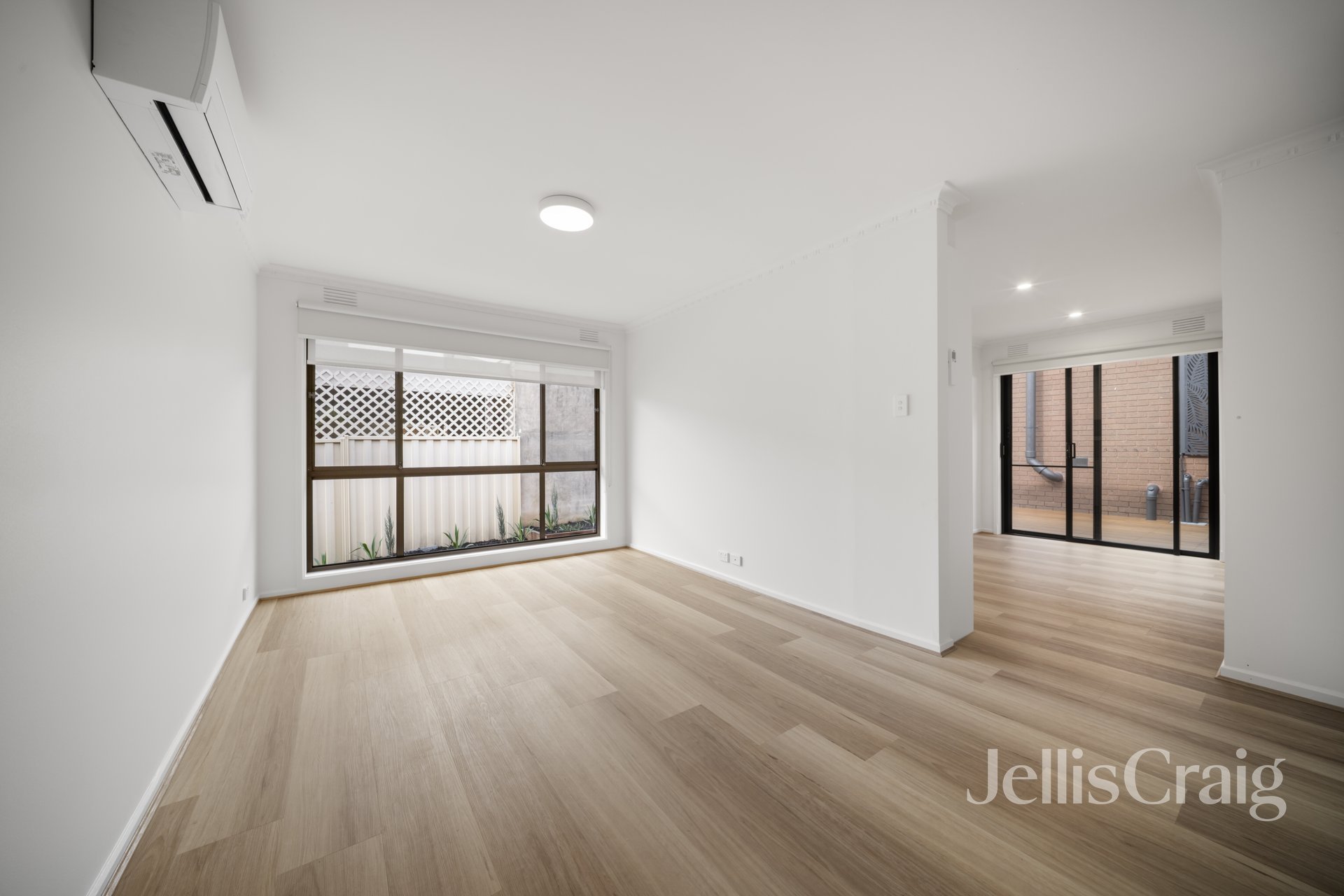 2/78 Ferntree Gully Road, Oakleigh&nbsp;East image 2