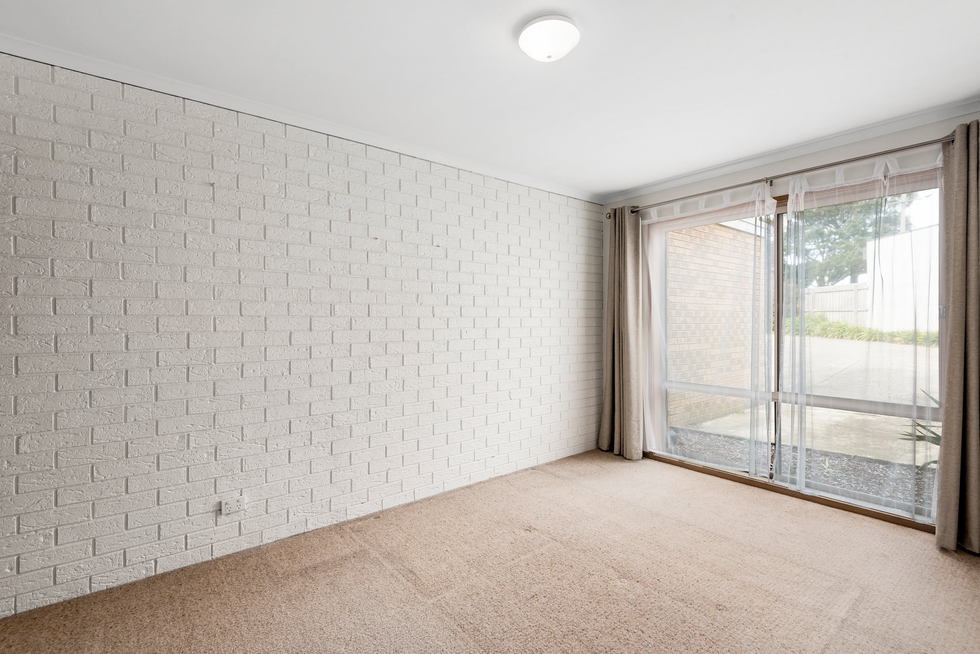 Property Gallery Thumbnail 5