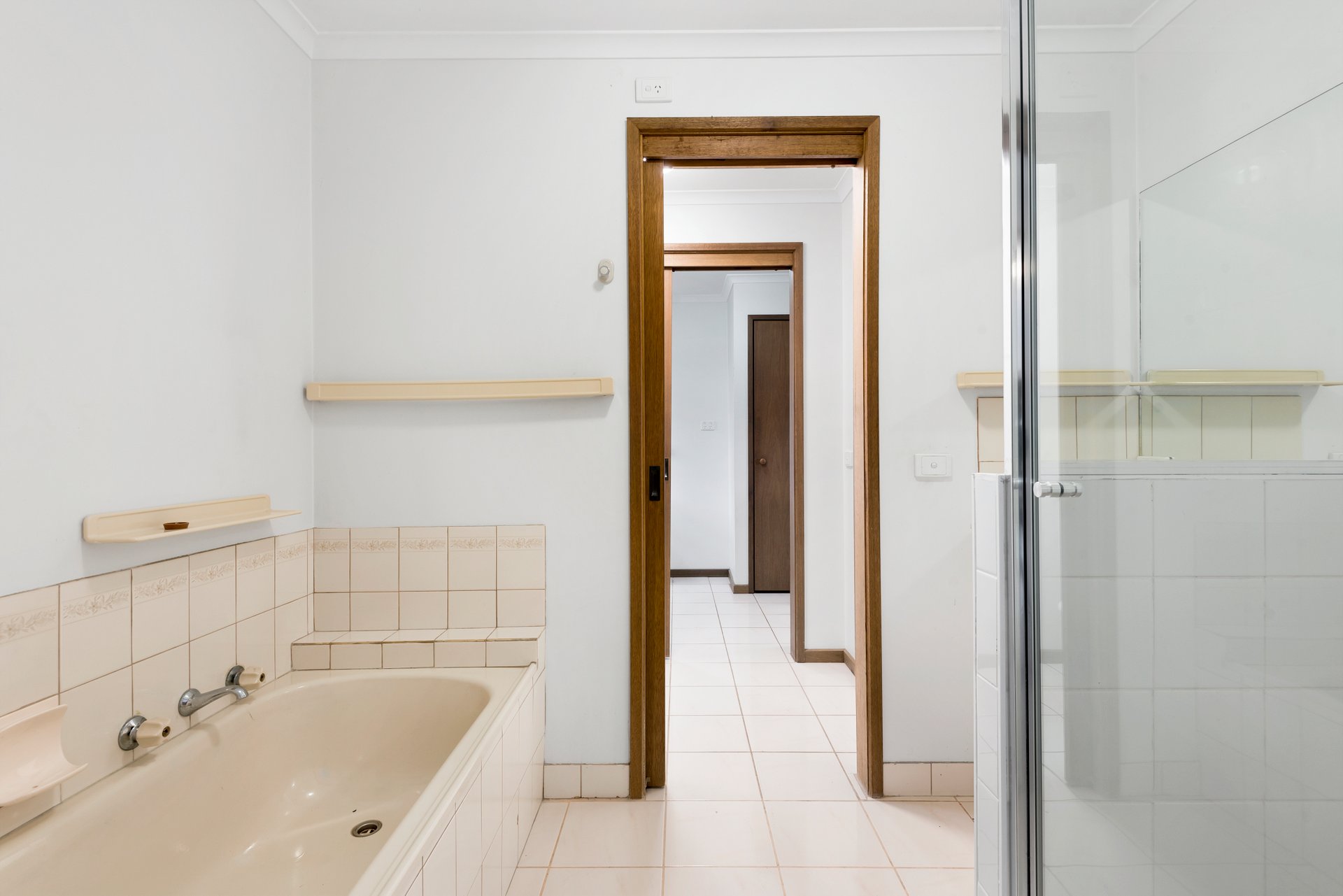 Property Gallery Thumbnail 4