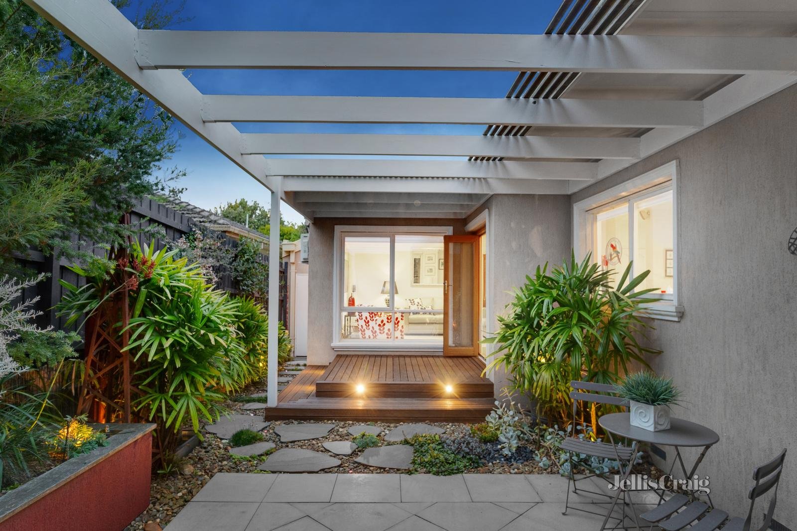 2/78 Middlesex Road, Surrey Hills image 1