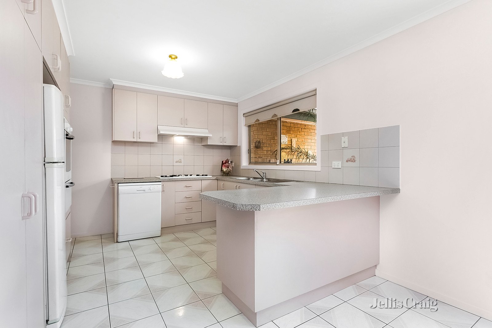 2/78 Ormond Road, Ascot Vale image 3