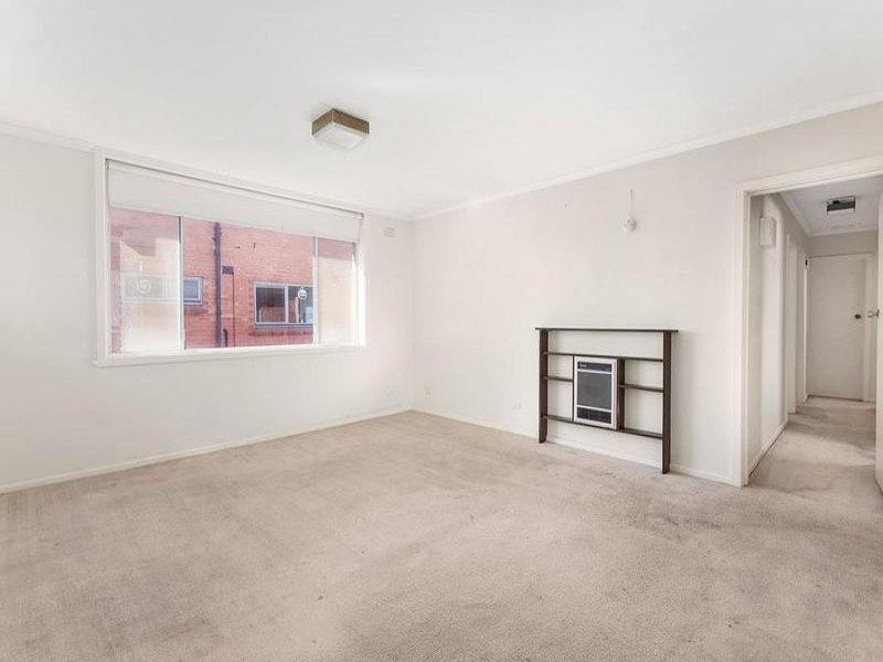 2/79 Haines Street, Hawthorn image 2