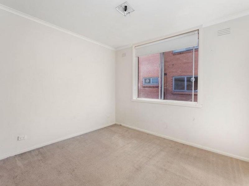 2/79 Haines Street, Hawthorn image 4
