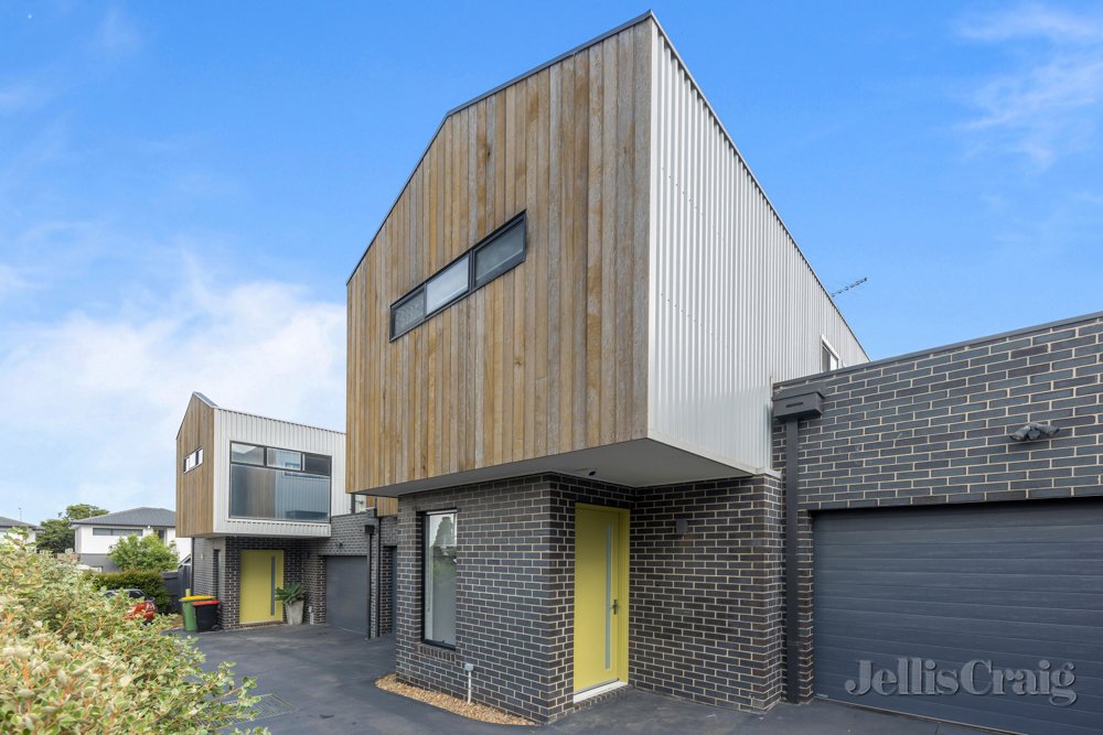 2/79 Mcewan Road, Heidelberg Heights image 1