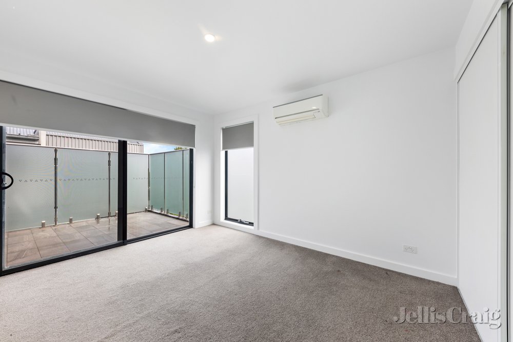 2/79 Mcewan Road, Heidelberg Heights image 5