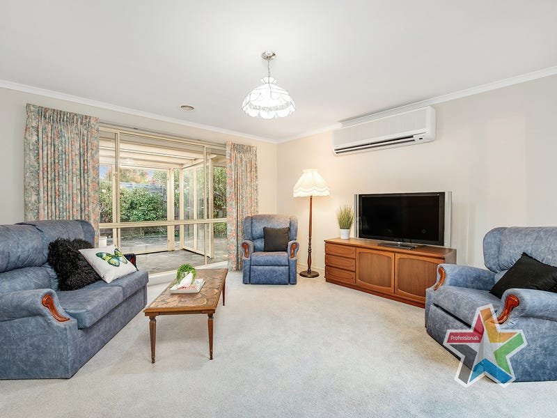 2/79 Mount View Parade, Croydon image 2