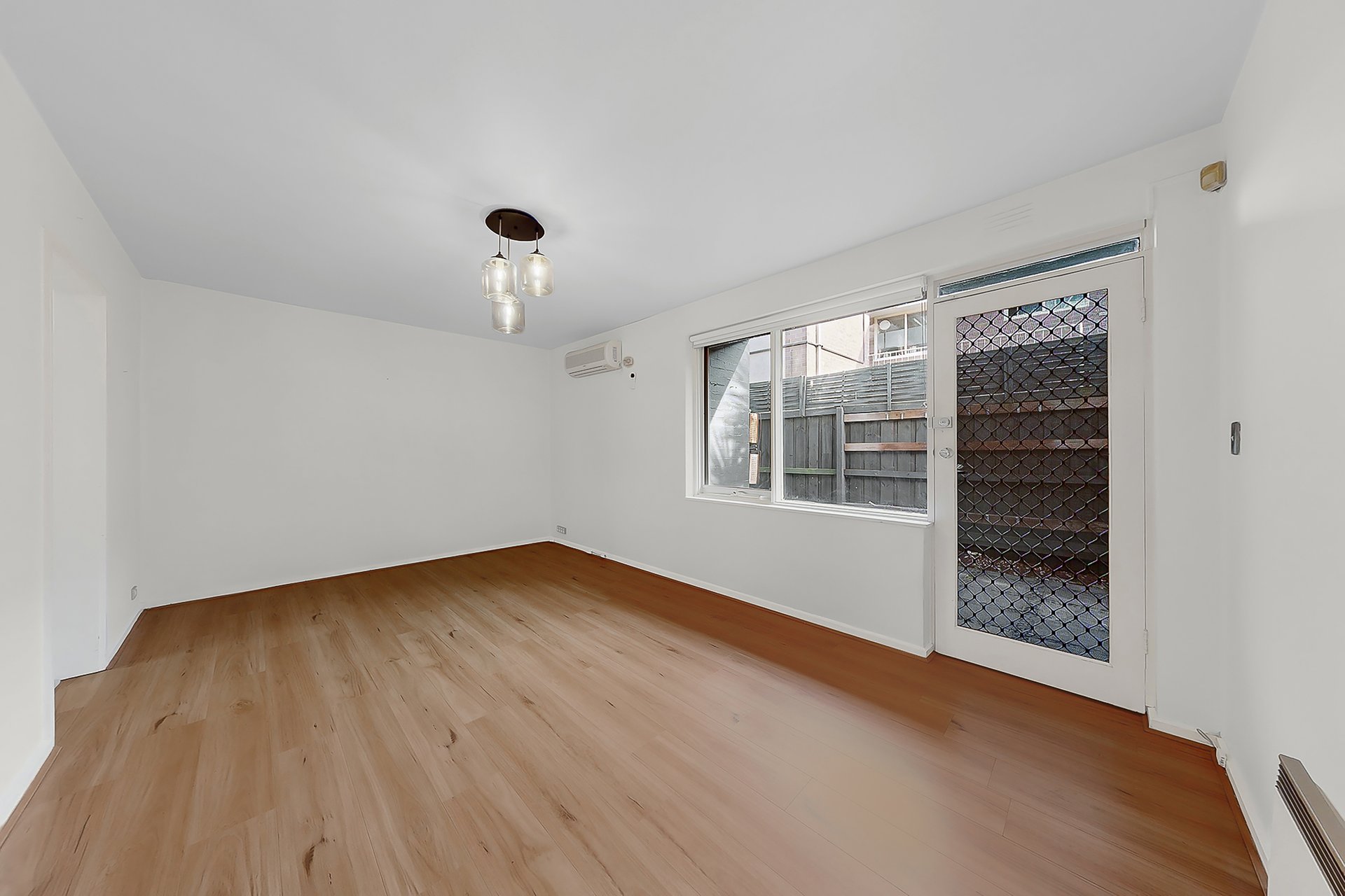 2/79 Walter Street, Ascot Vale image 3