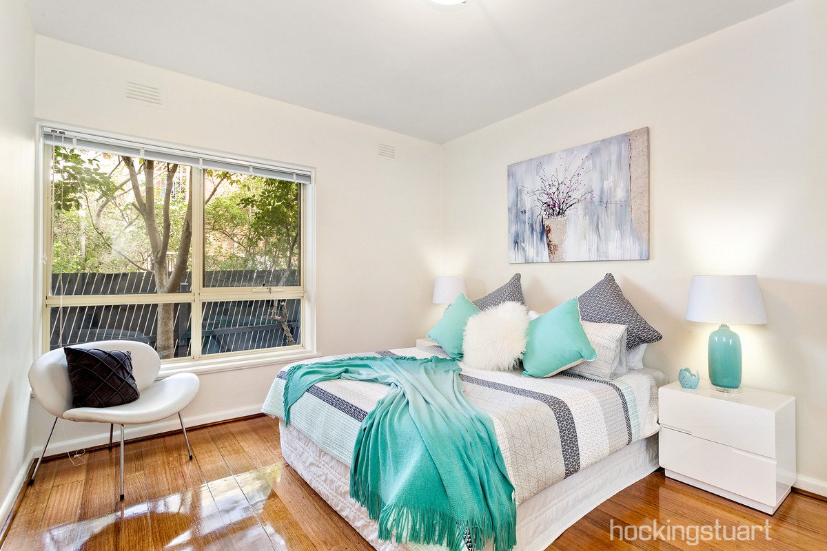 2/795 Burwood Road, Hawthorn East image 4