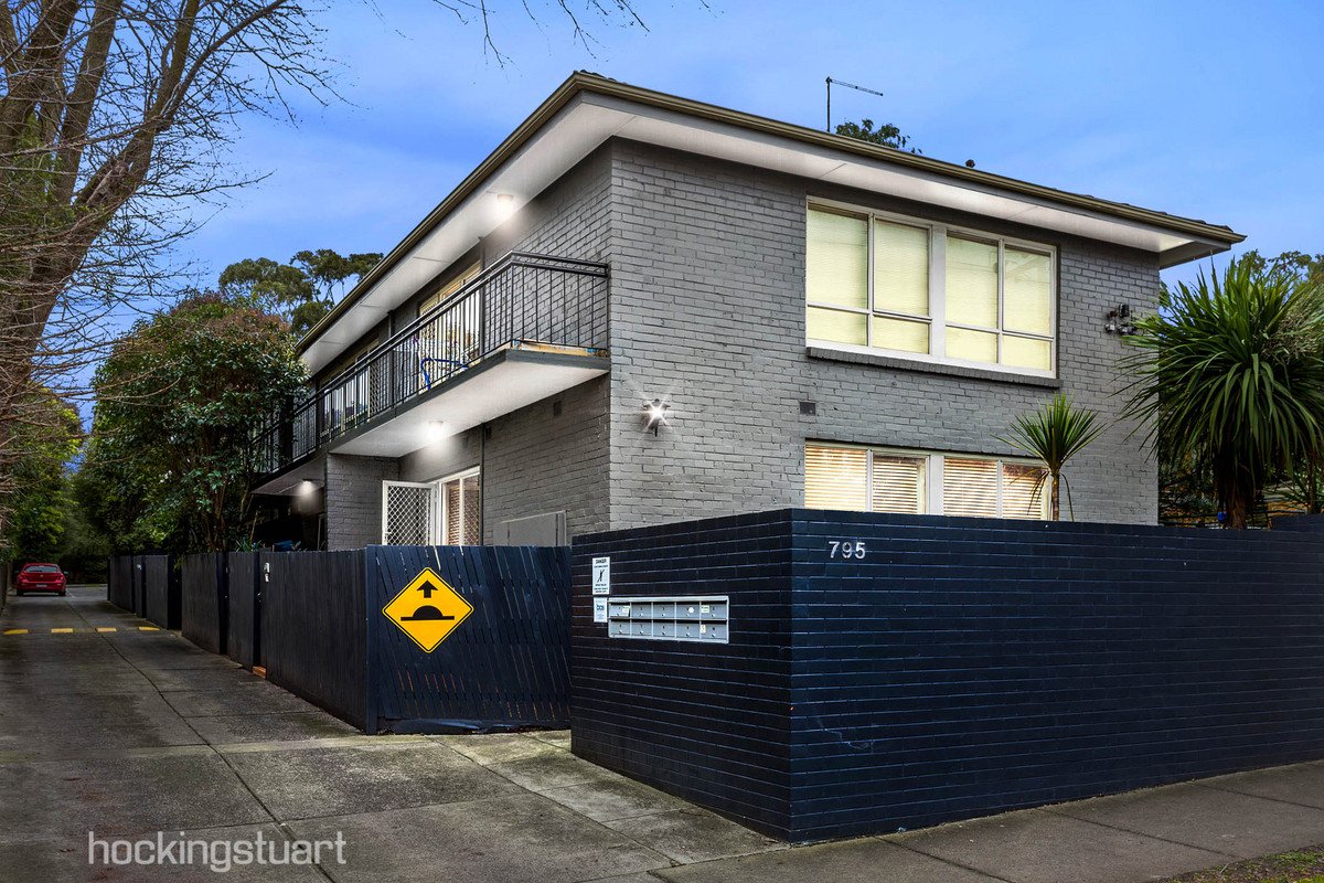 2/795 Burwood Road, Hawthorn East image 7