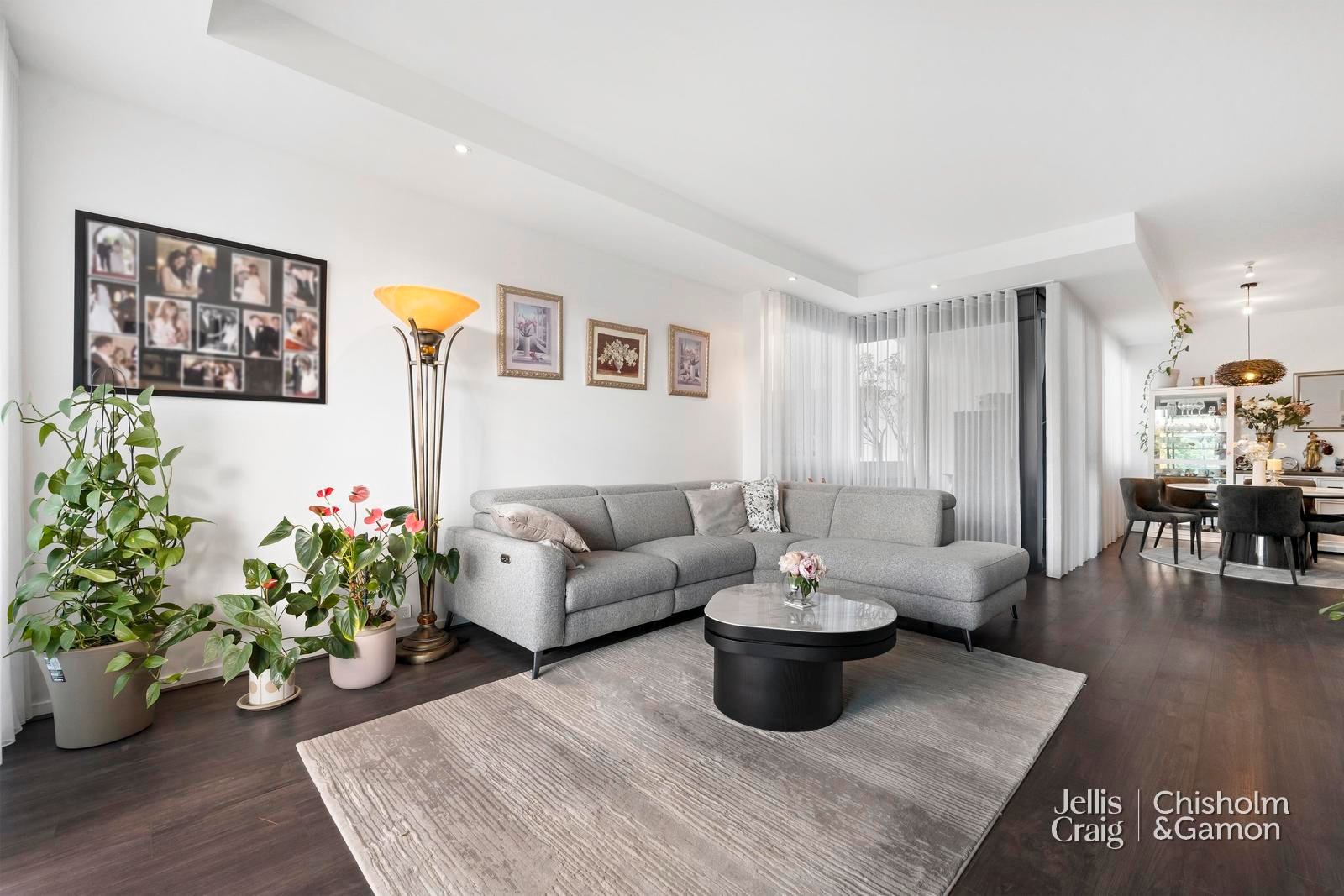 27/95 Rouse Street, Port Melbourne image 1