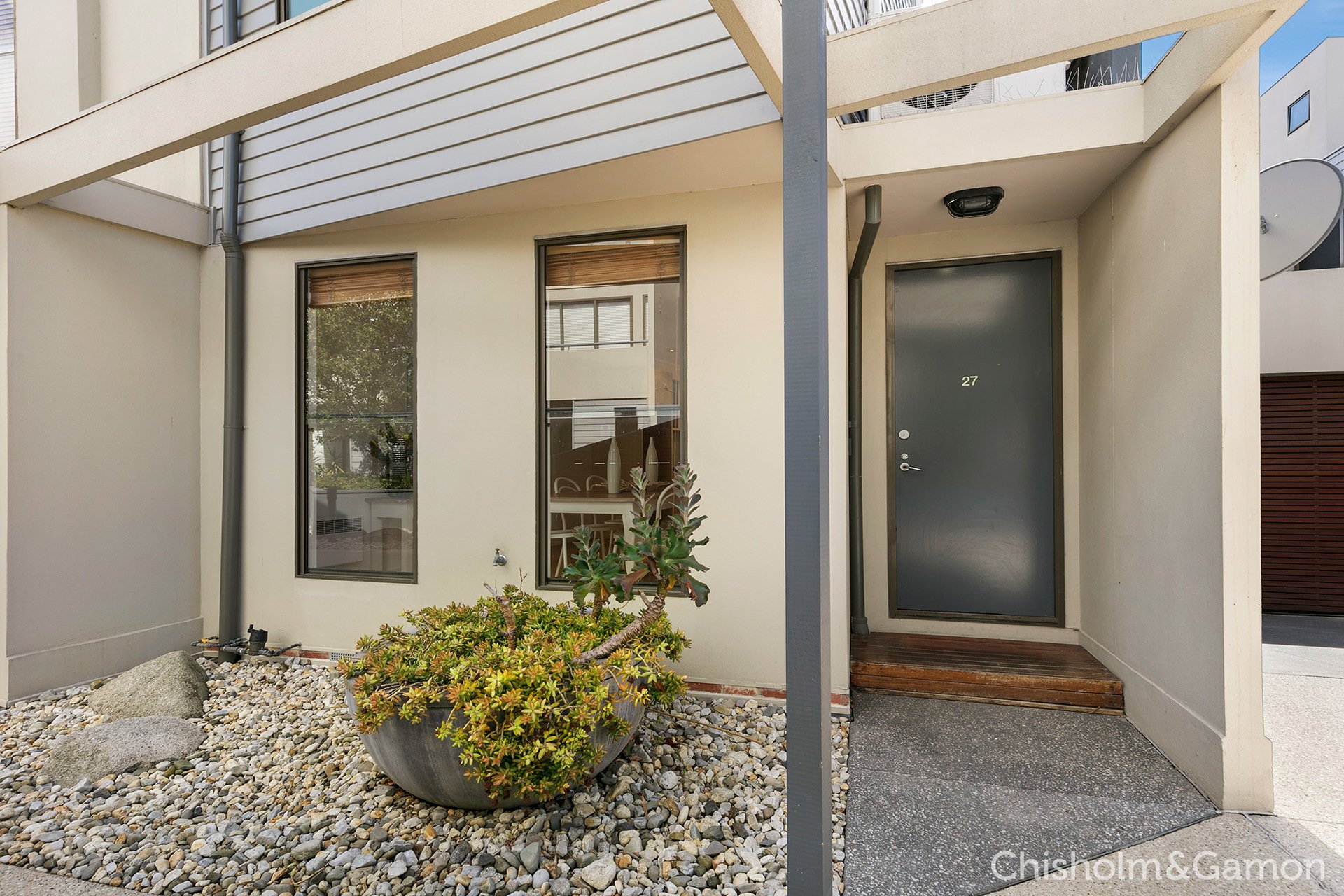 27/97 Cruikshank Street, Port&nbsp;Melbourne image 1