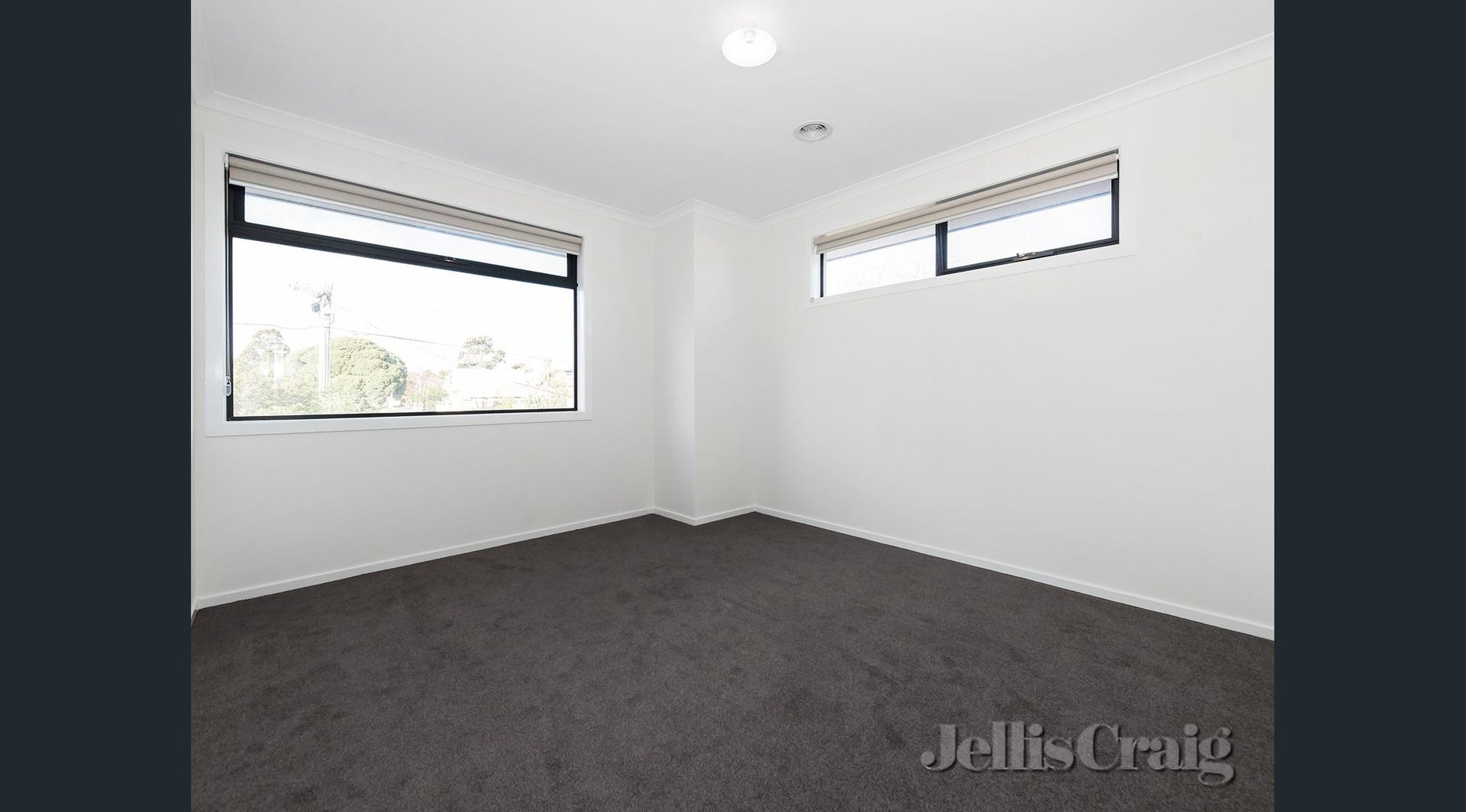27A Clements Street, Bentleigh East image 5