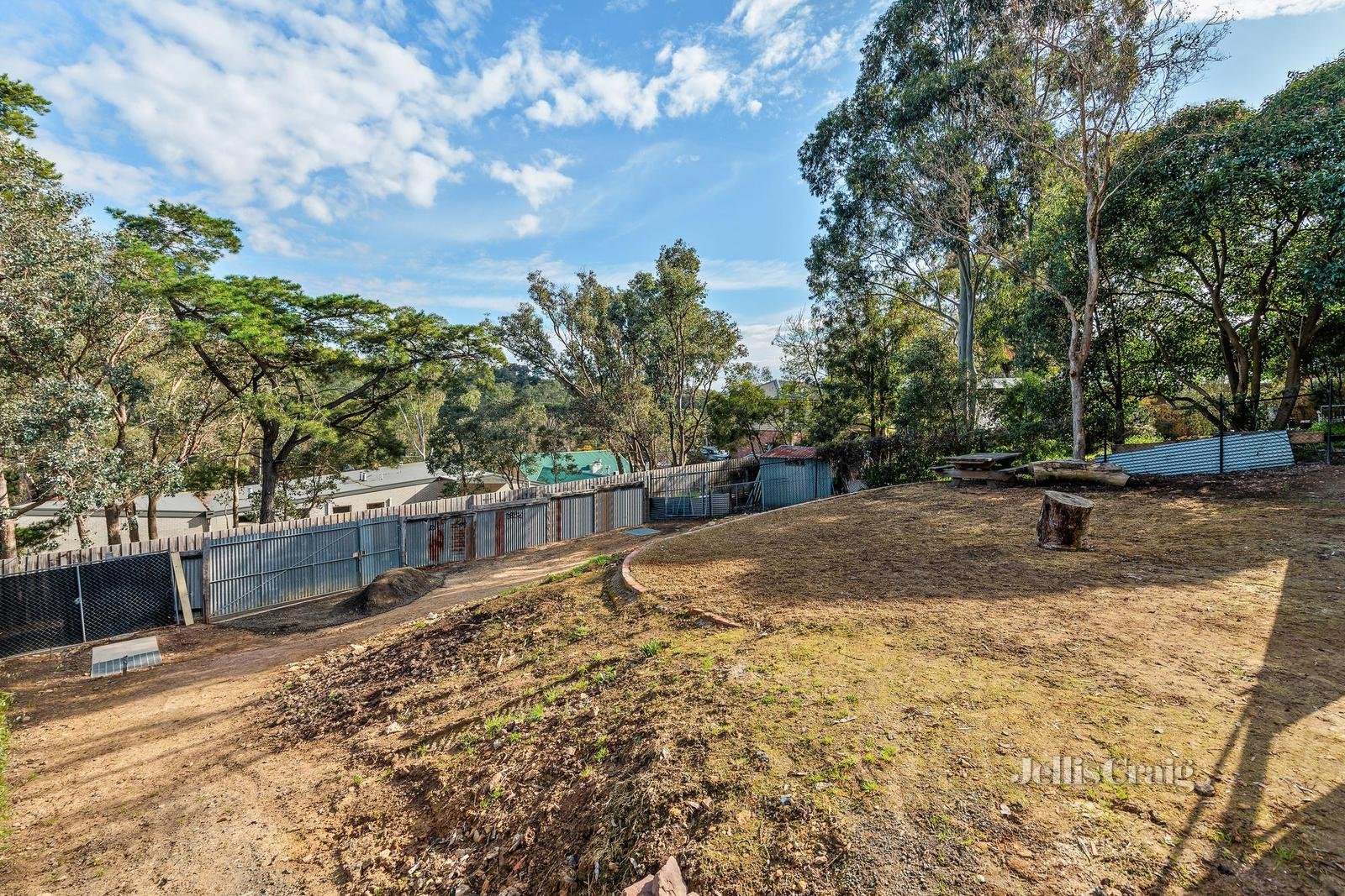 27a Curtain Road, Hurstbridge image 2