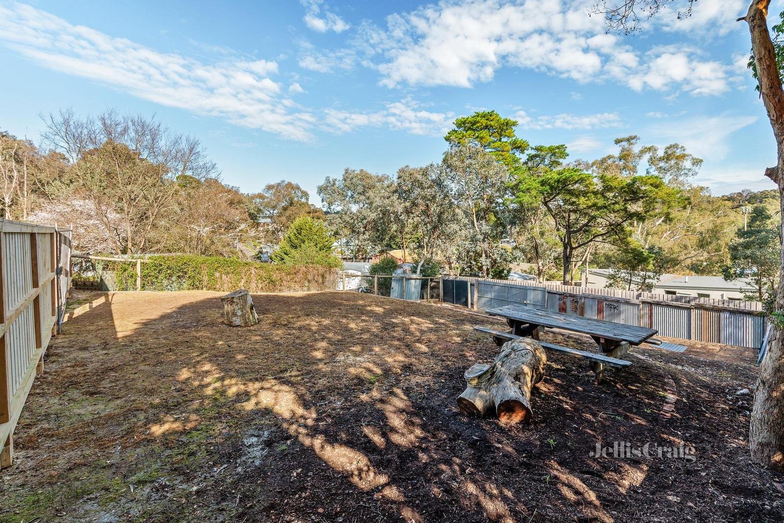 27a Curtain Road, Hurstbridge image 3