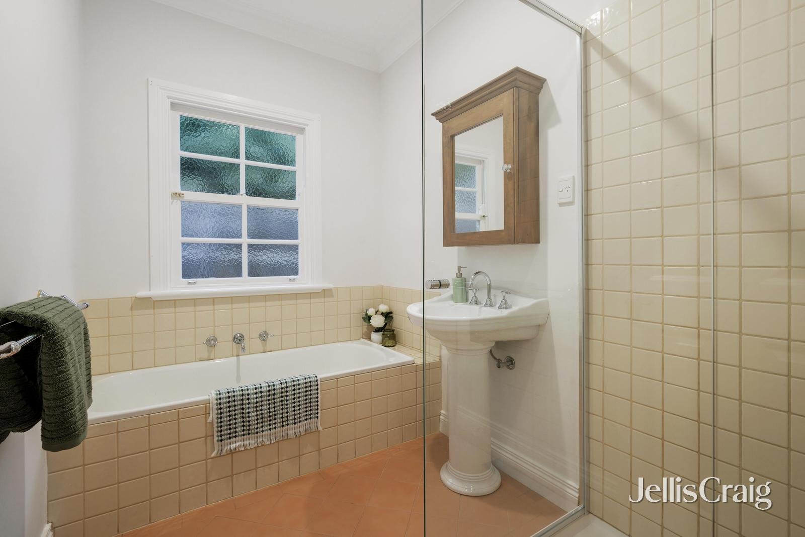 27A Elmhurst Road, Blackburn image 9