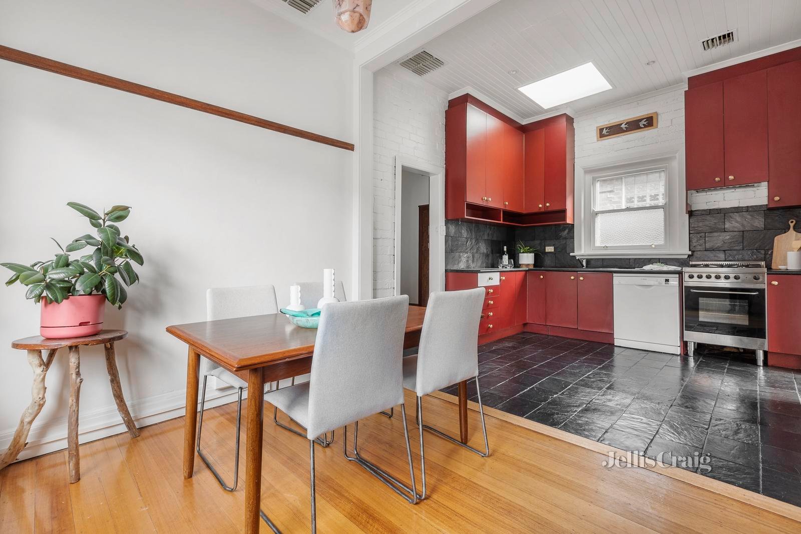 27A Guthrie Street, Brunswick West image 8
