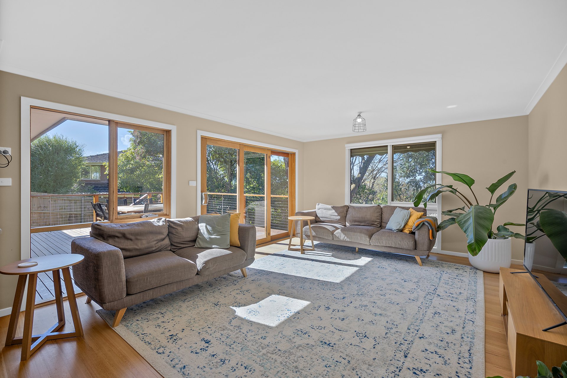 27A Orion Street, Vermont image 3