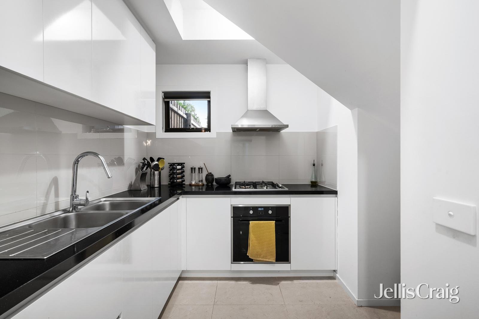 27A Solomon Street, Mount&nbsp;Waverley image 5