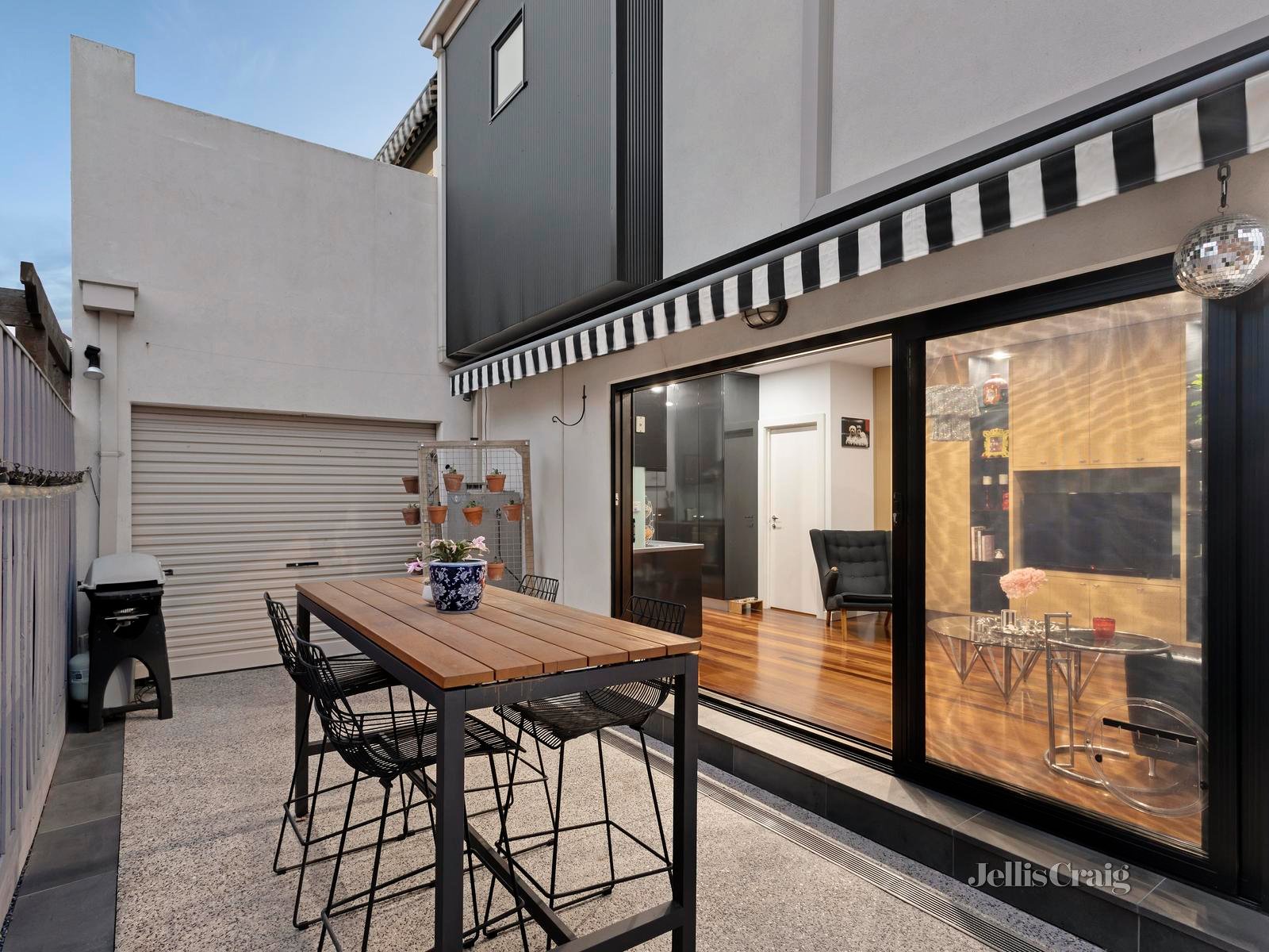 27B Barrow Street, Brunswick image 10