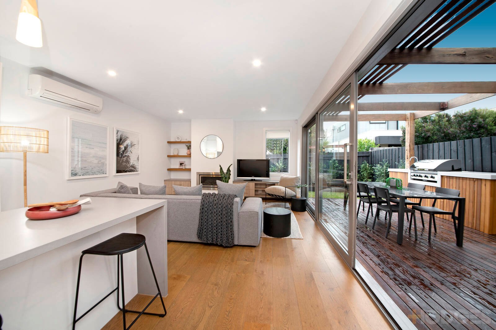 27b Clyde Street Highett