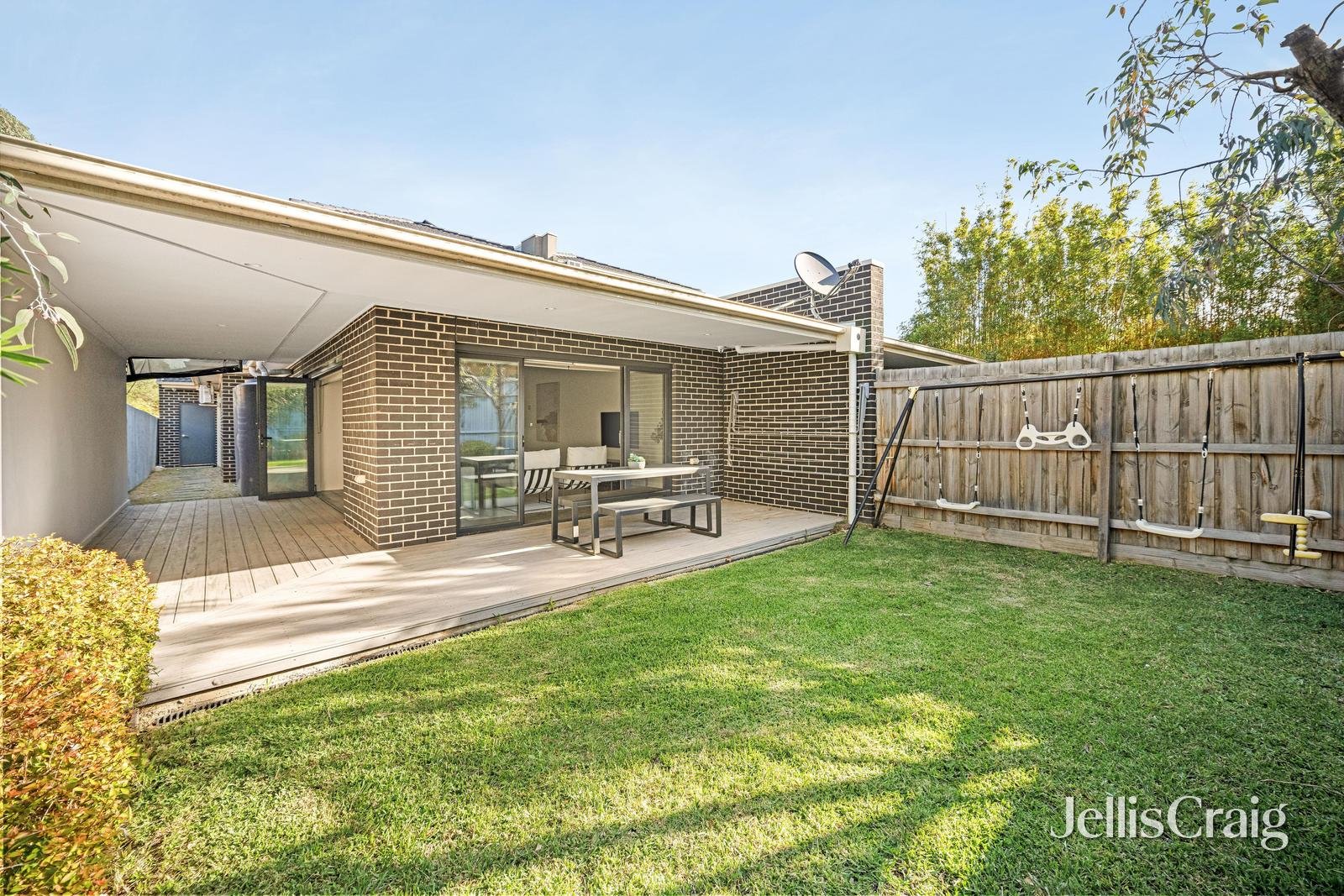 27B Follett Road, Cheltenham image 12