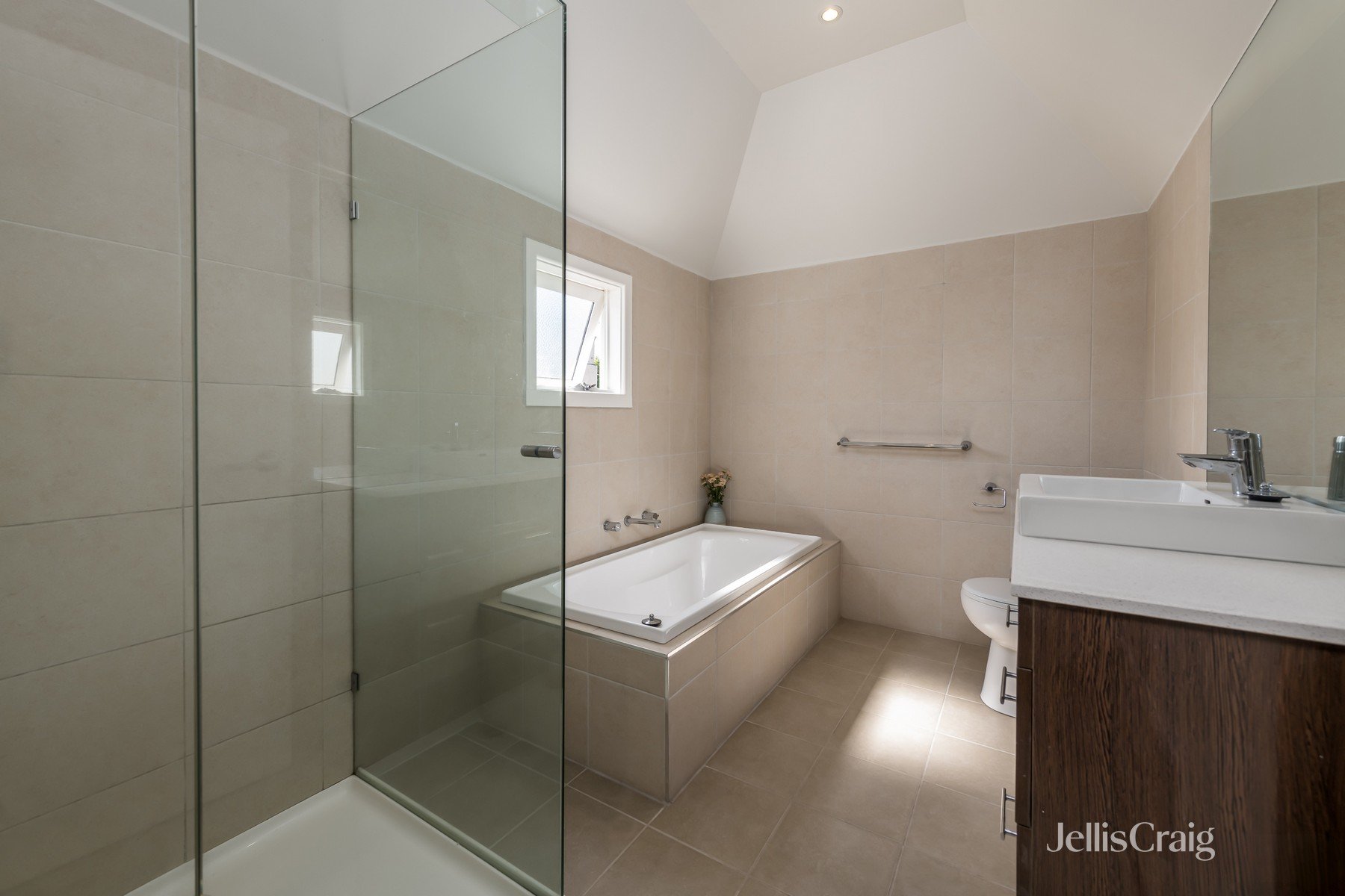 28 Abbott Grove, Clifton&nbsp;Hill image 6