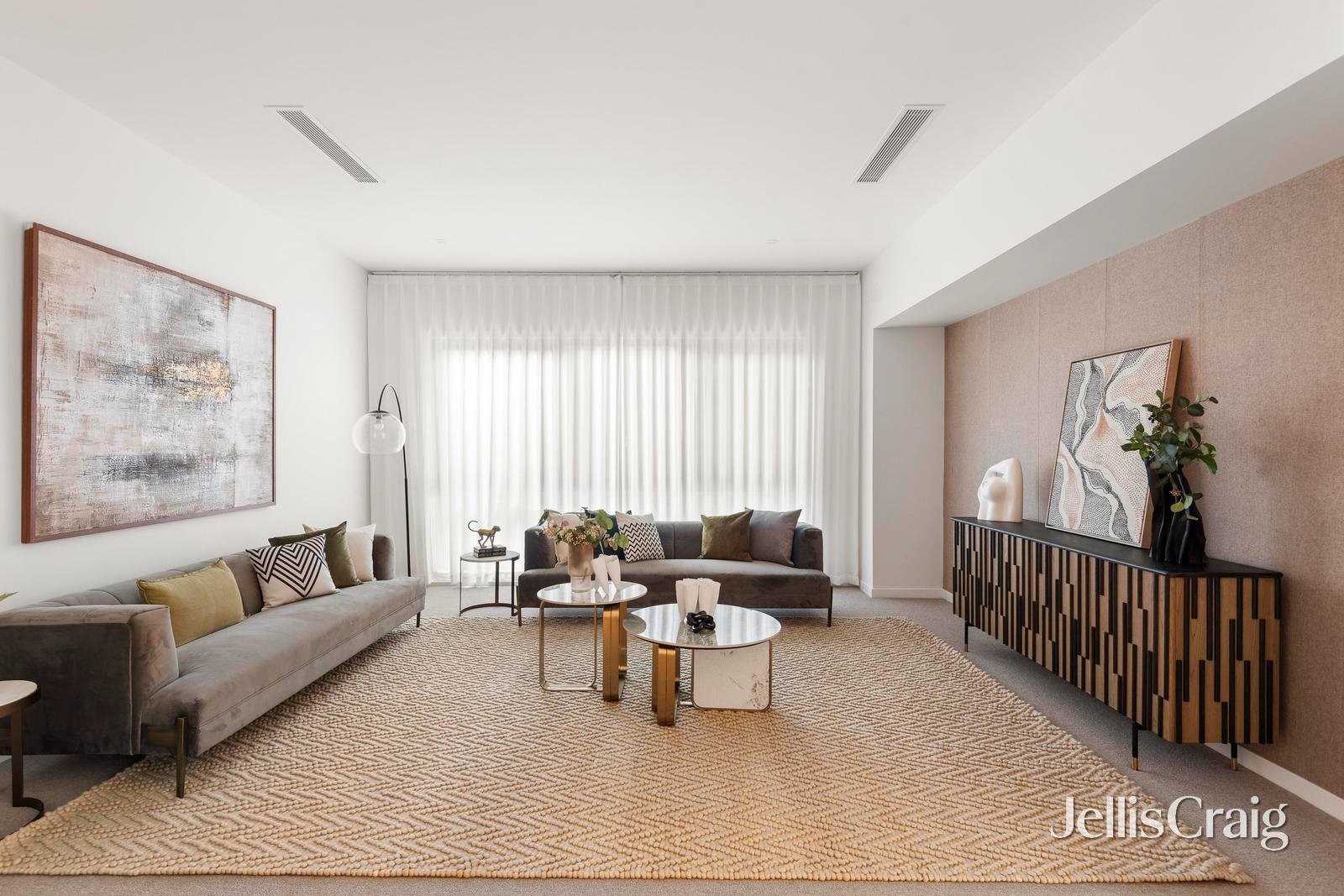 28 Airedale Avenue, Hawthorn&nbsp;East image 2