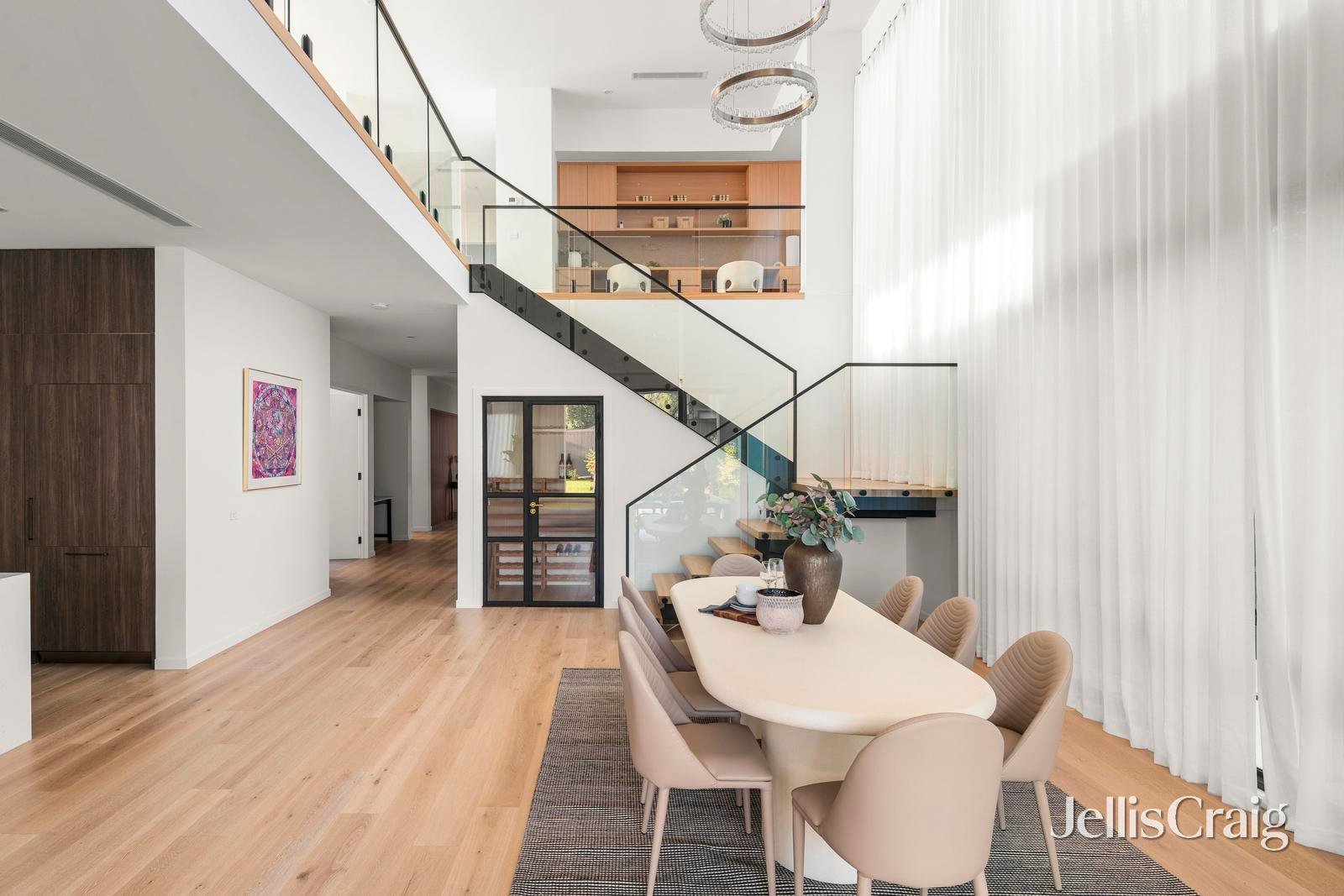 28 Airedale Avenue, Hawthorn&nbsp;East image 5