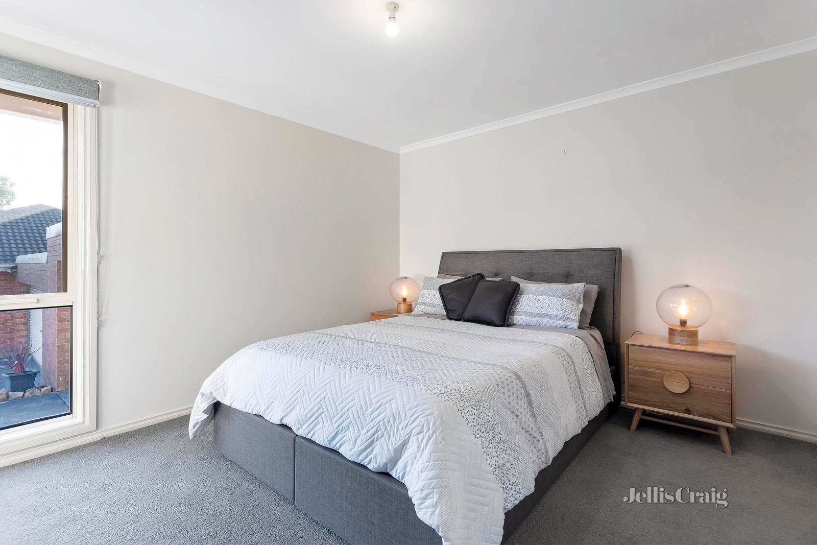 2/8 Akoonah Close, Donvale image 7